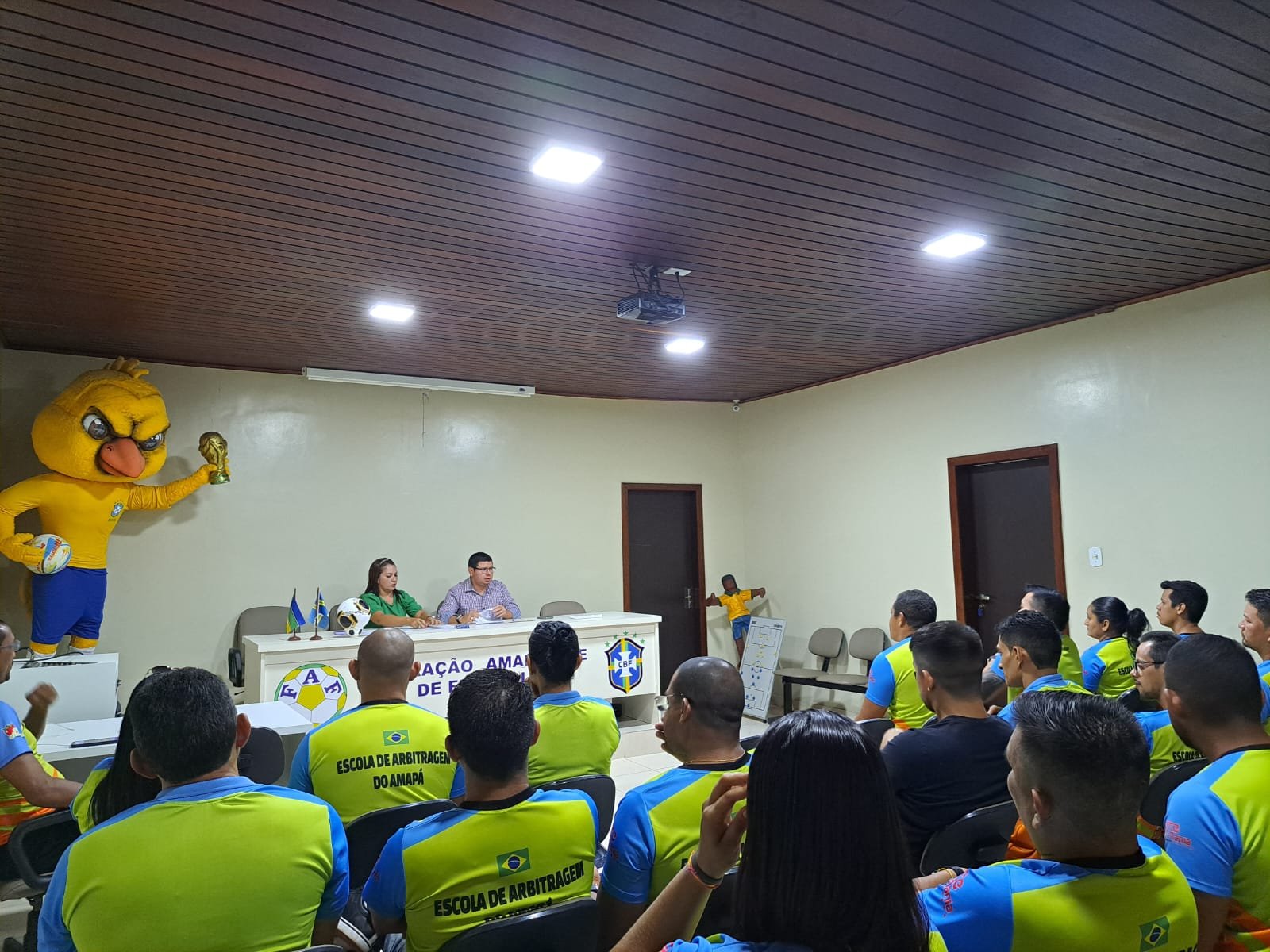 Reunião Define Preparativos para semifinais do Amapazão e Amapazão Feminino